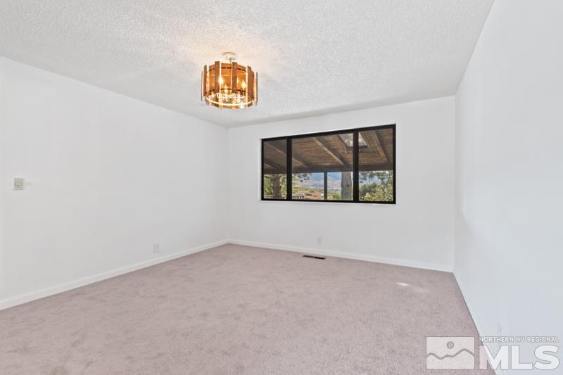 9465 Tomahawk Way Reno, NV 89506 - Photo 11 of 40 Photo 11
