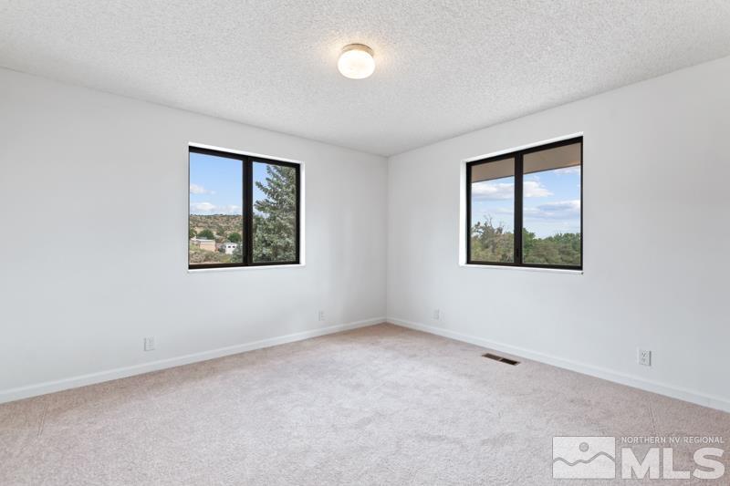 9465 Tomahawk Way Reno, NV 89506 - Photo 21 of 40 Photo 21