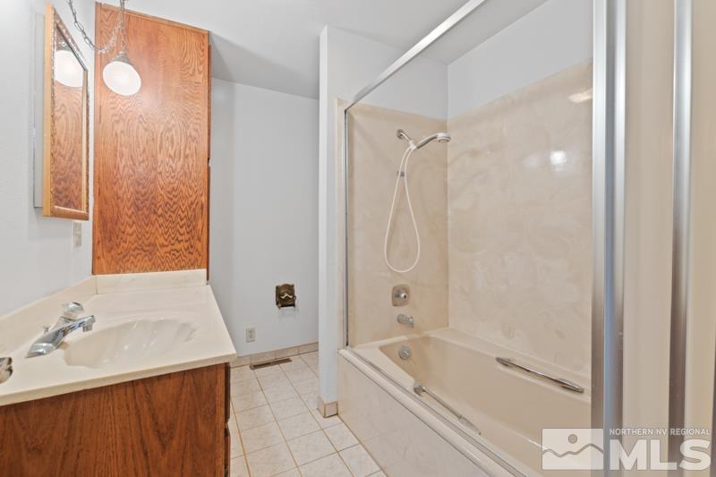 9465 Tomahawk Way Reno, NV 89506 - Photo 23 of 40 Photo 23