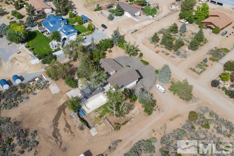 9465 Tomahawk Way Reno, NV 89506 - Photo 33 of 40 Photo 33