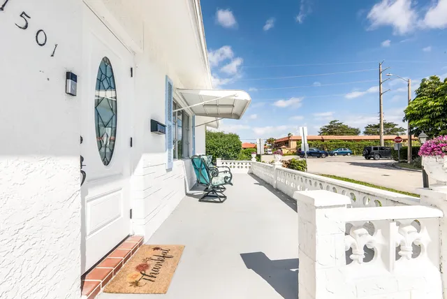 a view of a living room