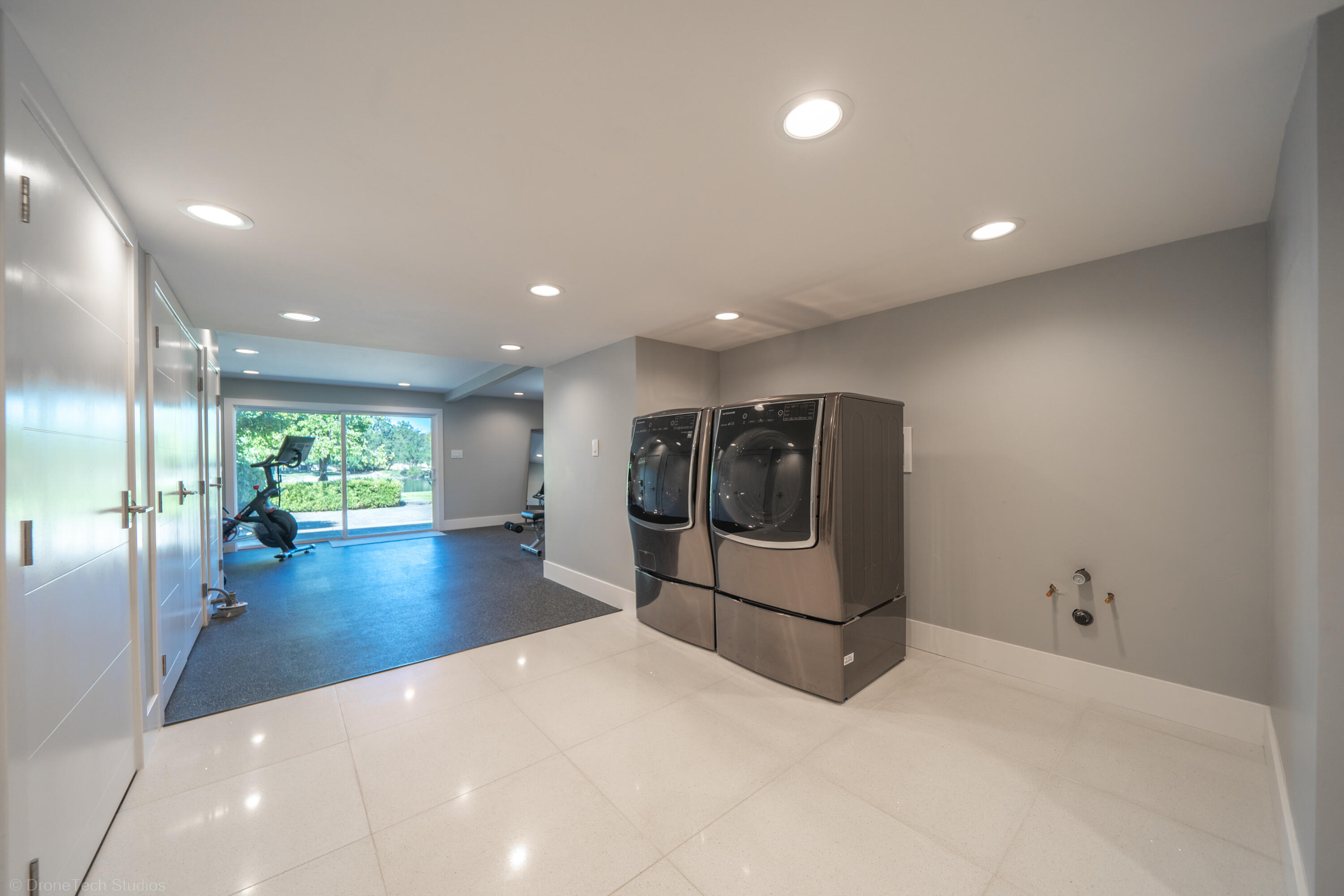 3274 Wilshire Drive Redding, CA 96002 - Photo 45 of 107 3274 Wilshire Dr-53 - Copy