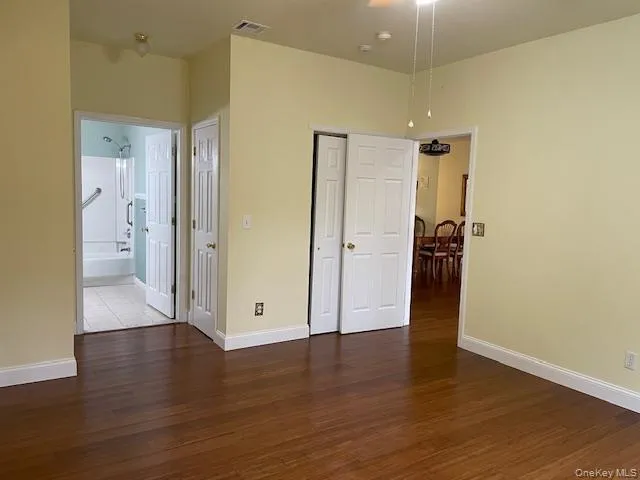 $519,000 | 6 Oyster Cove Lane, Blue Point, NY 11715