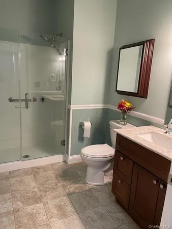 $514,000 | 6 Oyster Cove Lane, Blue Point, NY 11715