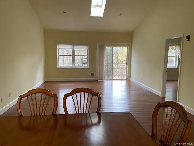 $519,000 | 6 Oyster Cove Lane, Blue Point, NY 11715