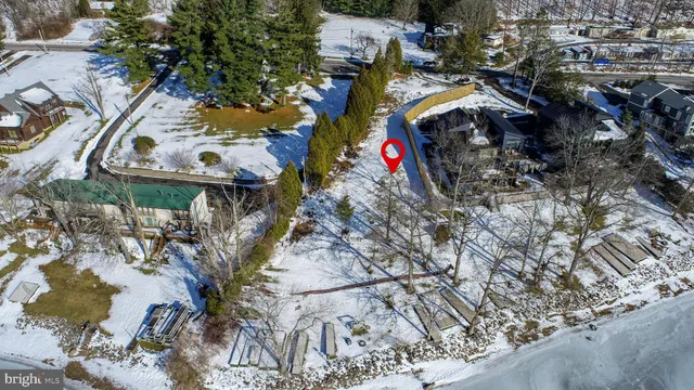 a view of a backyard of the house