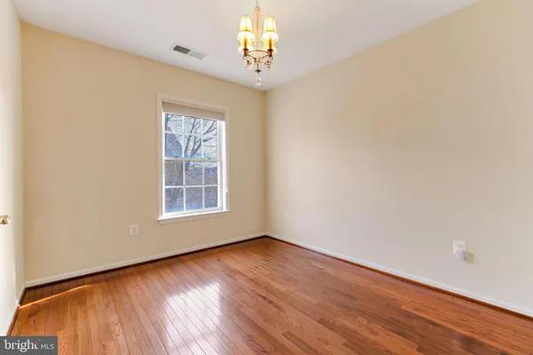 $4,000 | 725 Ridgemont Avenue, Rockville, MD 20850