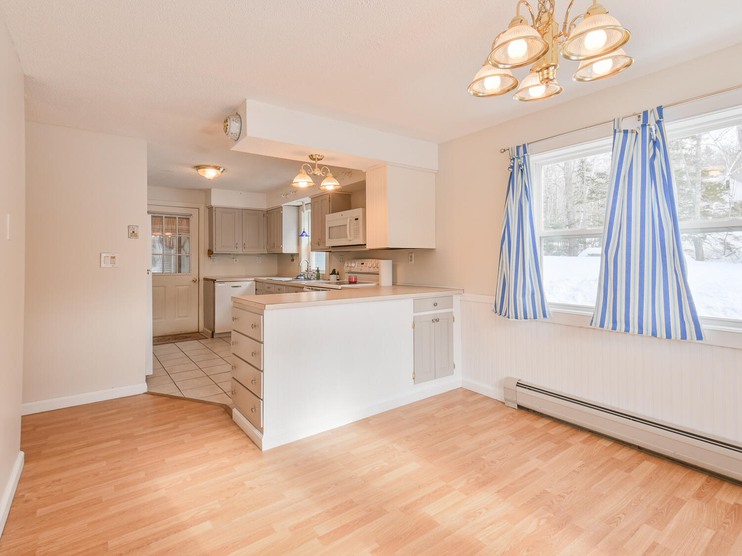 26 Gameston Park Road Ellsworth, ME 04605 - Photo 12 of 49 Dining Area