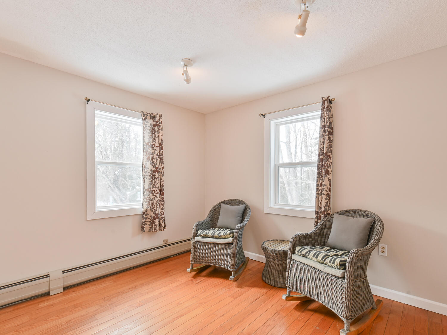 26 Gameston Park Road Ellsworth, ME 04605 - Photo 17 of 49 Living Room