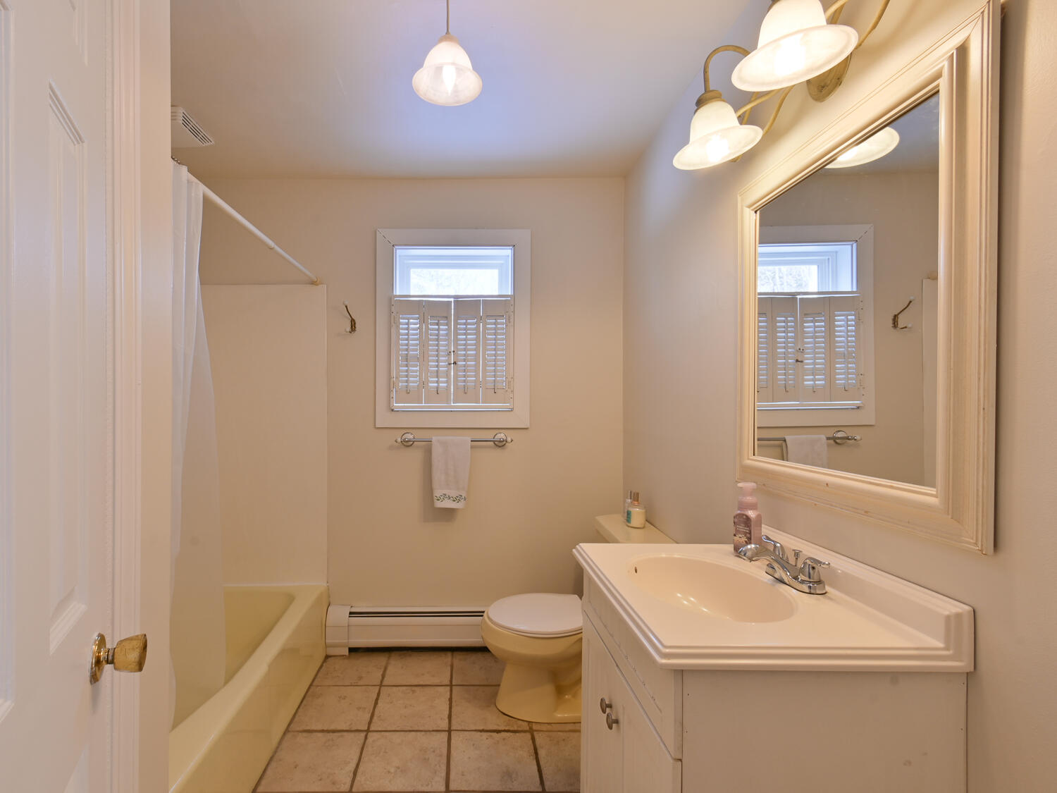 26 Gameston Park Road Ellsworth, ME 04605 - Photo 20 of 49 First Floor Bath