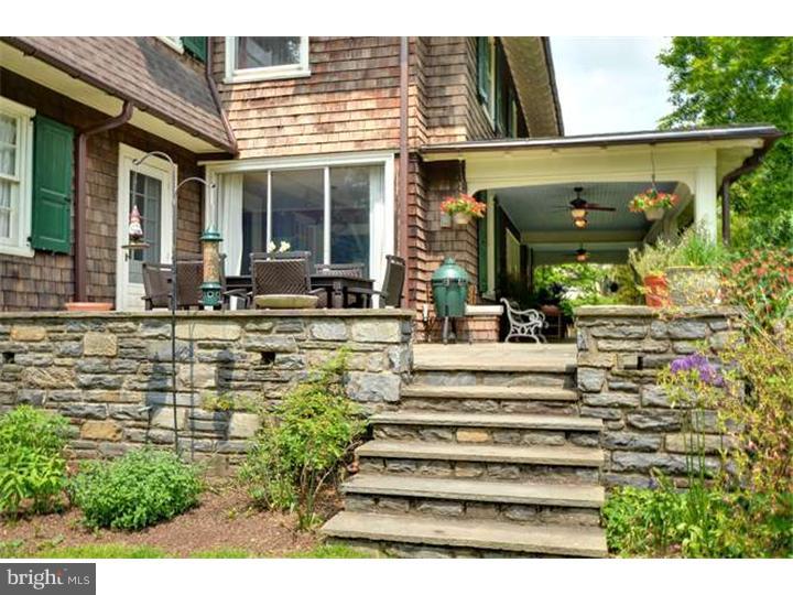 516 Oakley Road Haverford, PA 19041 - Photo 21 of 24 View in Back