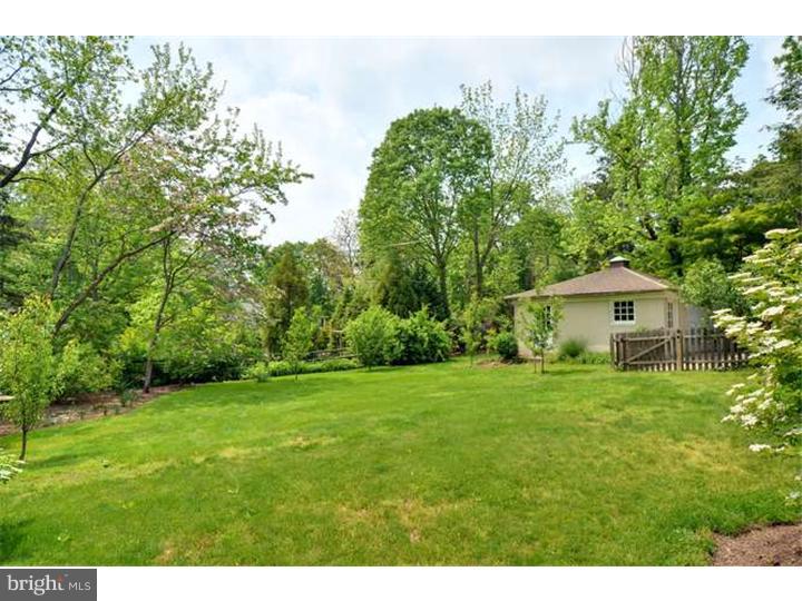 516 Oakley Road Haverford, PA 19041 - Photo 22 of 24 Back Yard