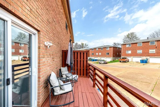 $154,900 | 10161 Squire Meadows Drive, Unit C, St. Louis, MO 63123