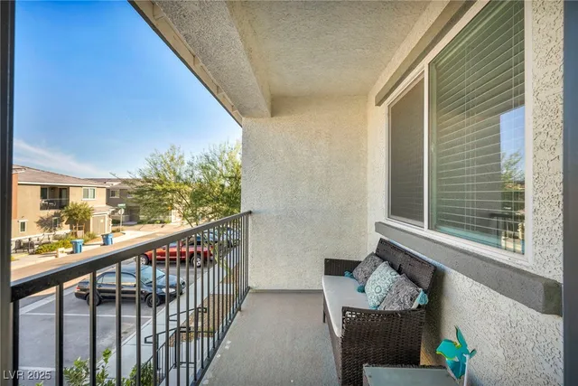 $350,000 | 12128 Frost Lime Road, Unit 4, Las Vegas, NV 89183