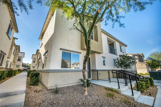 $350,000 | 12128 Frost Lime Road, Unit 4, Las Vegas, NV 89183