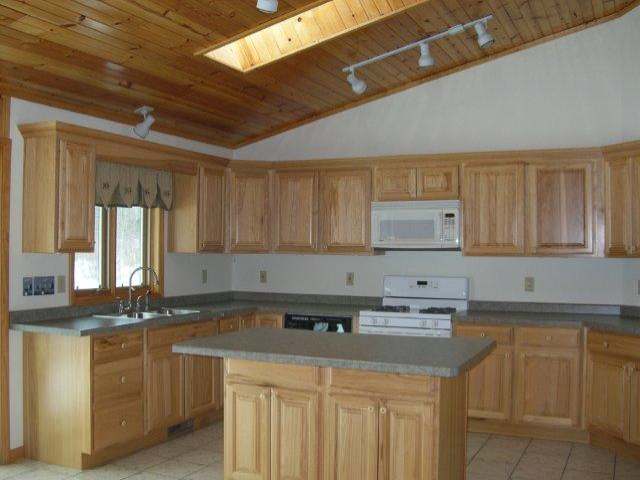 4065 Cambridge Court Rhinelander, WI 54501 - Photo 6 of 20 Gallery Image 6