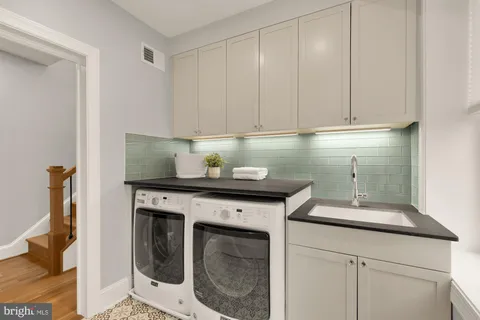 $1,649,500 | 1519 East Capitol Street Southeast, Washington, DC 20003