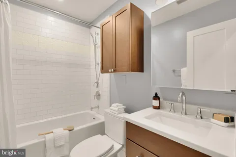 $1,649,500 | 1519 East Capitol Street Southeast, Washington, DC 20003