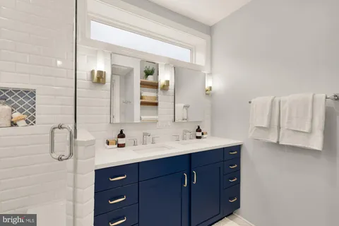 $1,649,500 | 1519 East Capitol Street Southeast, Washington, DC 20003