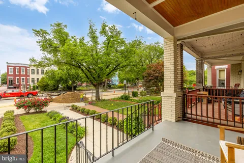 $1,649,500 | 1519 East Capitol Street Southeast, Washington, DC 20003