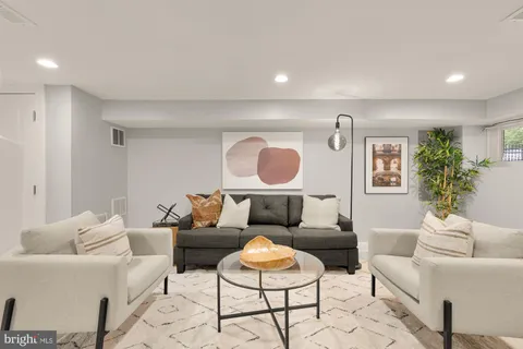$1,649,500 | 1519 East Capitol Street Southeast, Washington, DC 20003