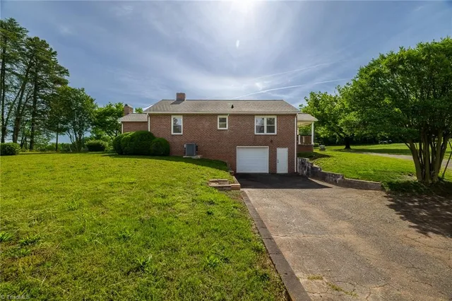 $309,900 | 310 Sedge Garden Road, Kernersville, NC 27284