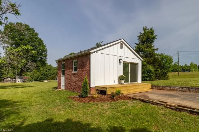 $309,900 | 310 Sedge Garden Road, Kernersville, NC 27284