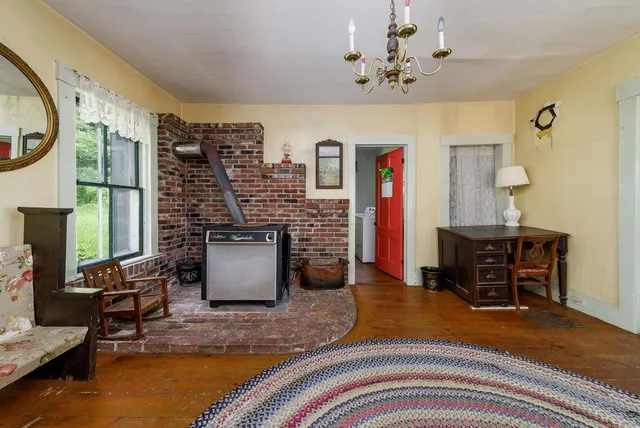 $333,000 | 5717 Highway 5, Thetford, VT 05054