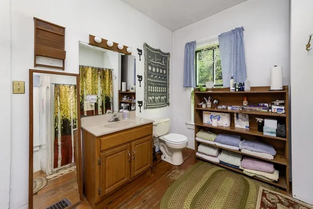 $333,000 | 5717 Highway 5, Thetford, VT 05054