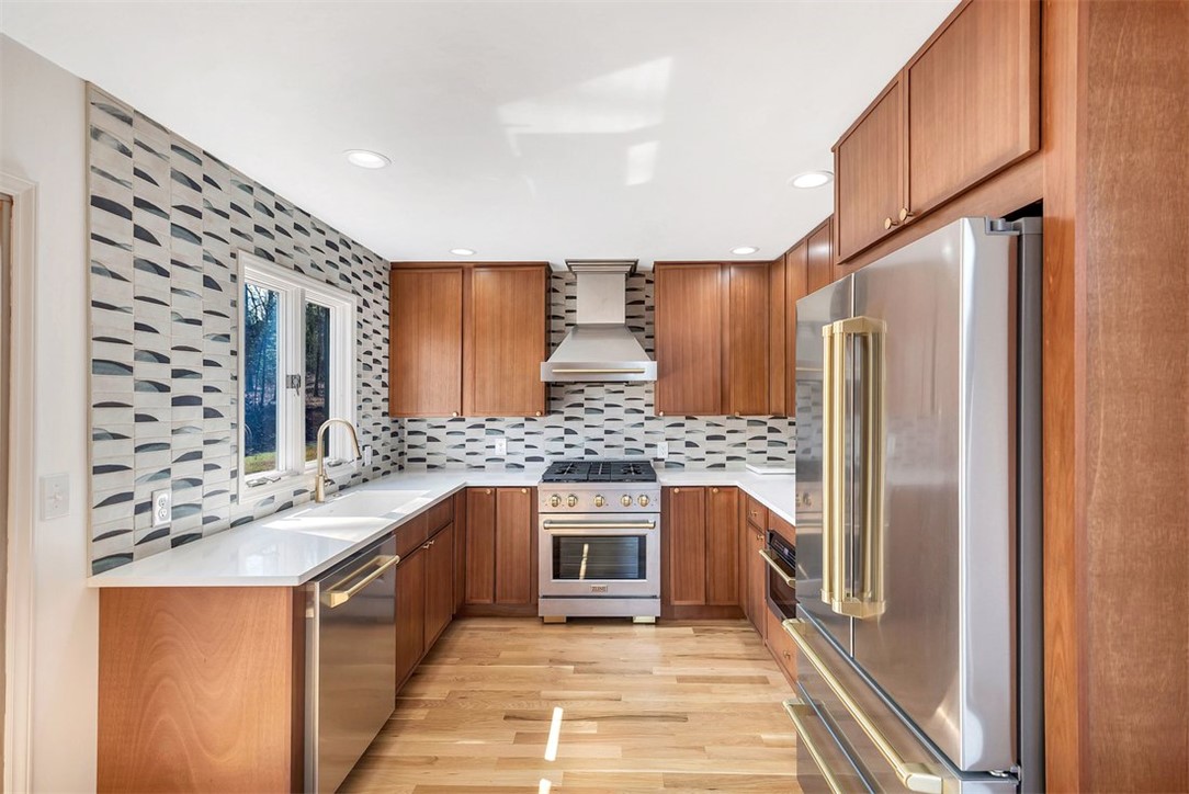 144 Tarleton Road Anderson, SC 29626 - Photo 3 of 50