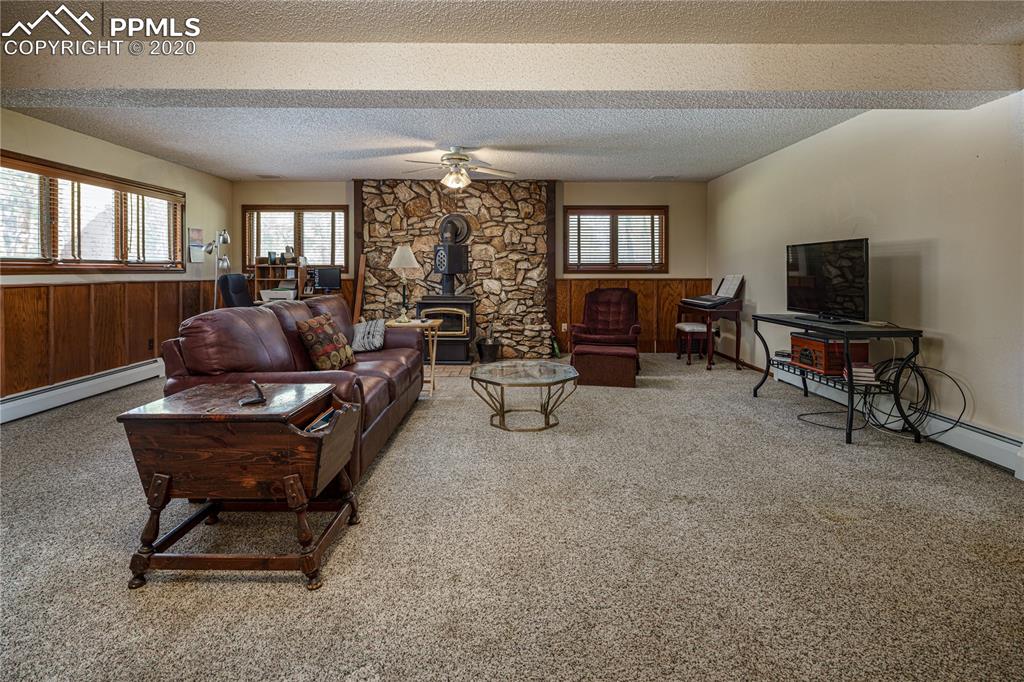11020 Hardy Road Colorado Springs, CO 80908 - Photo 13 of 49