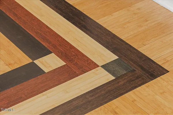 $740,000 | 225 Mary Lamons Road, Afton, TN 37616