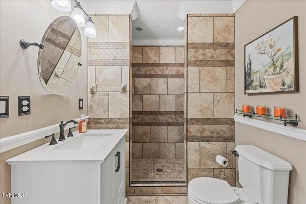 $740,000 | 225 Mary Lamons Road, Afton, TN 37616