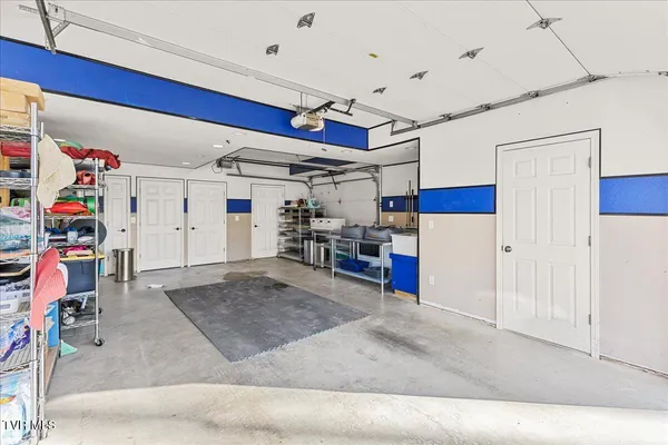 $740,000 | 225 Mary Lamons Road, Afton, TN 37616