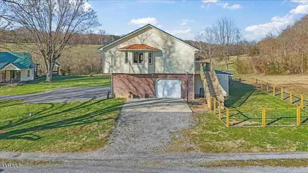$740,000 | 225 Mary Lamons Road, Afton, TN 37616