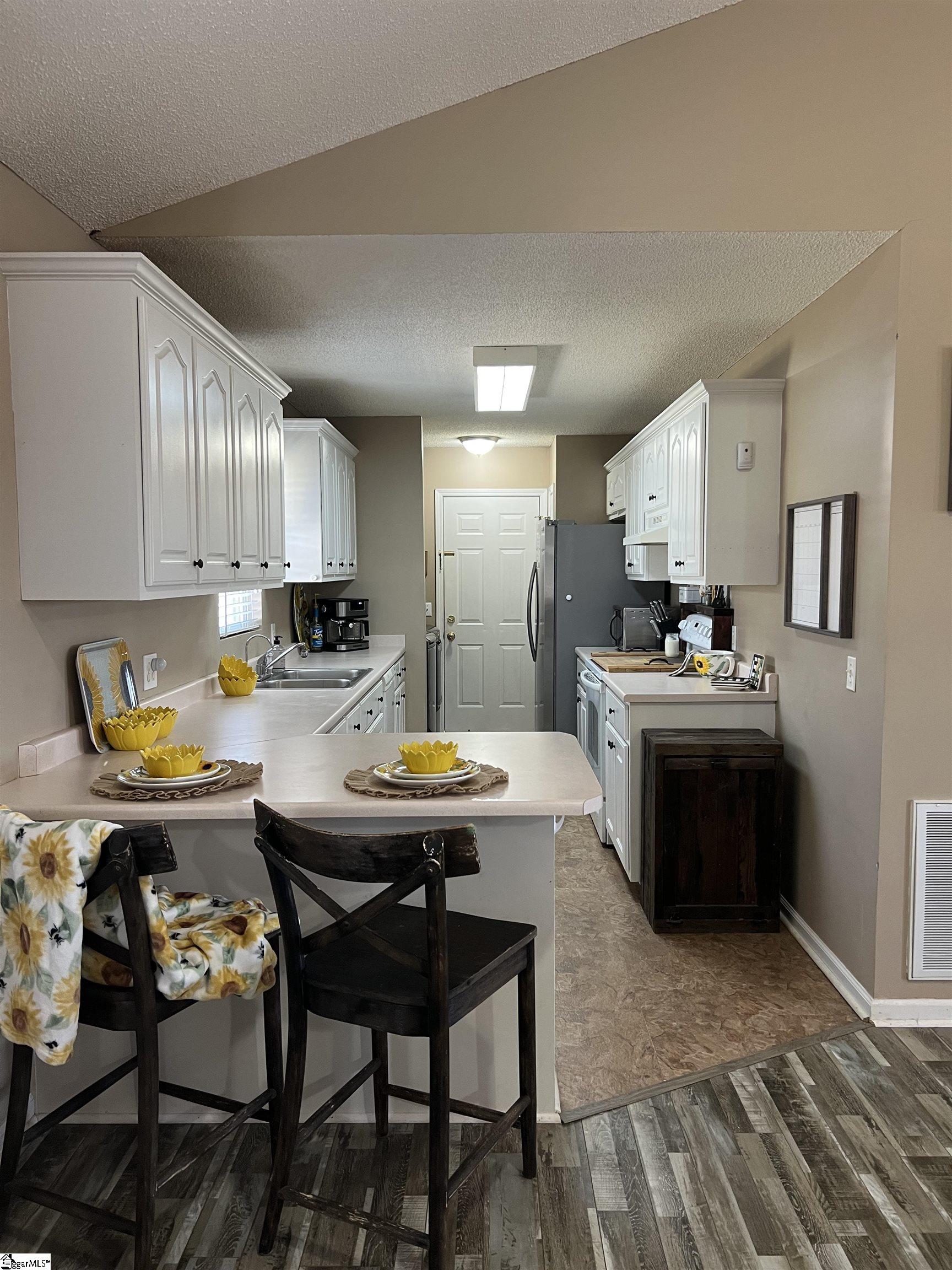 104 Sycamore Drive Pickens, SC 29671 - Photo 11 of 24