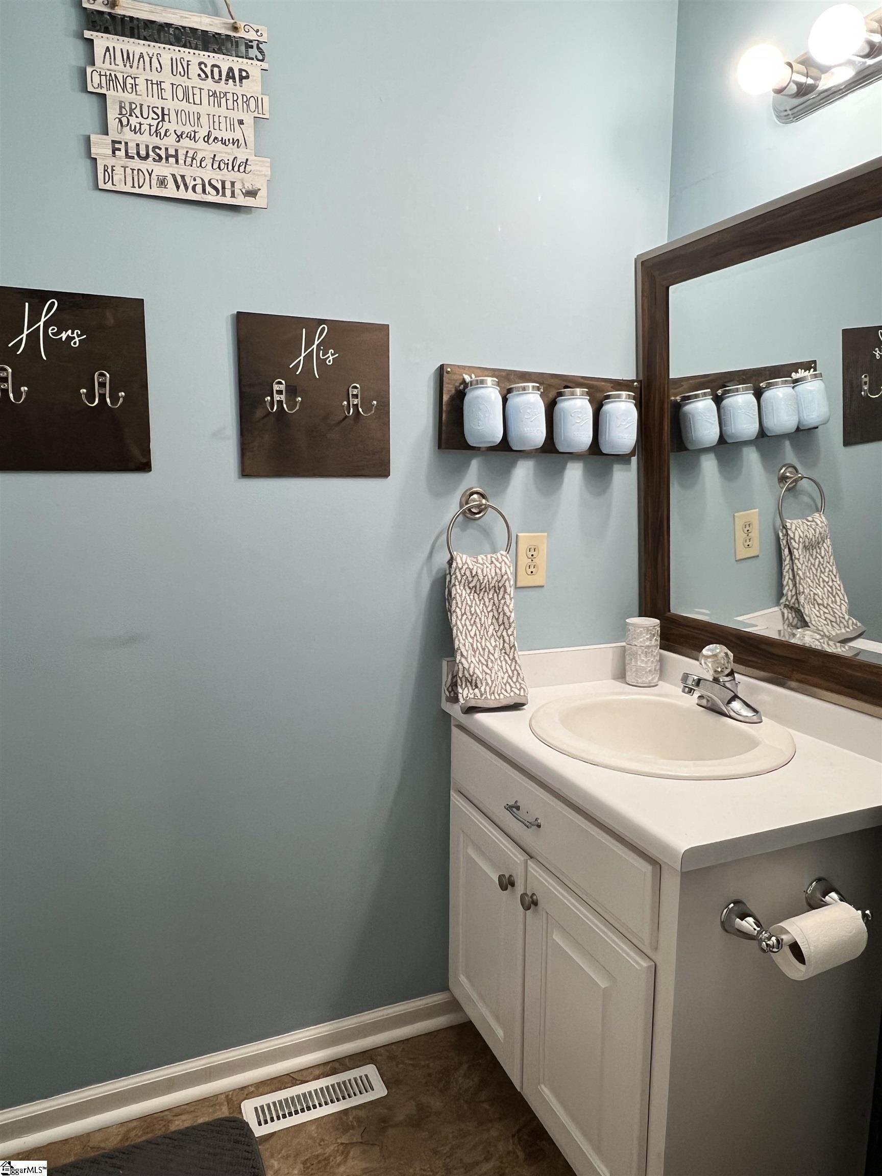 104 Sycamore Drive Pickens, SC 29671 - Photo 17 of 24