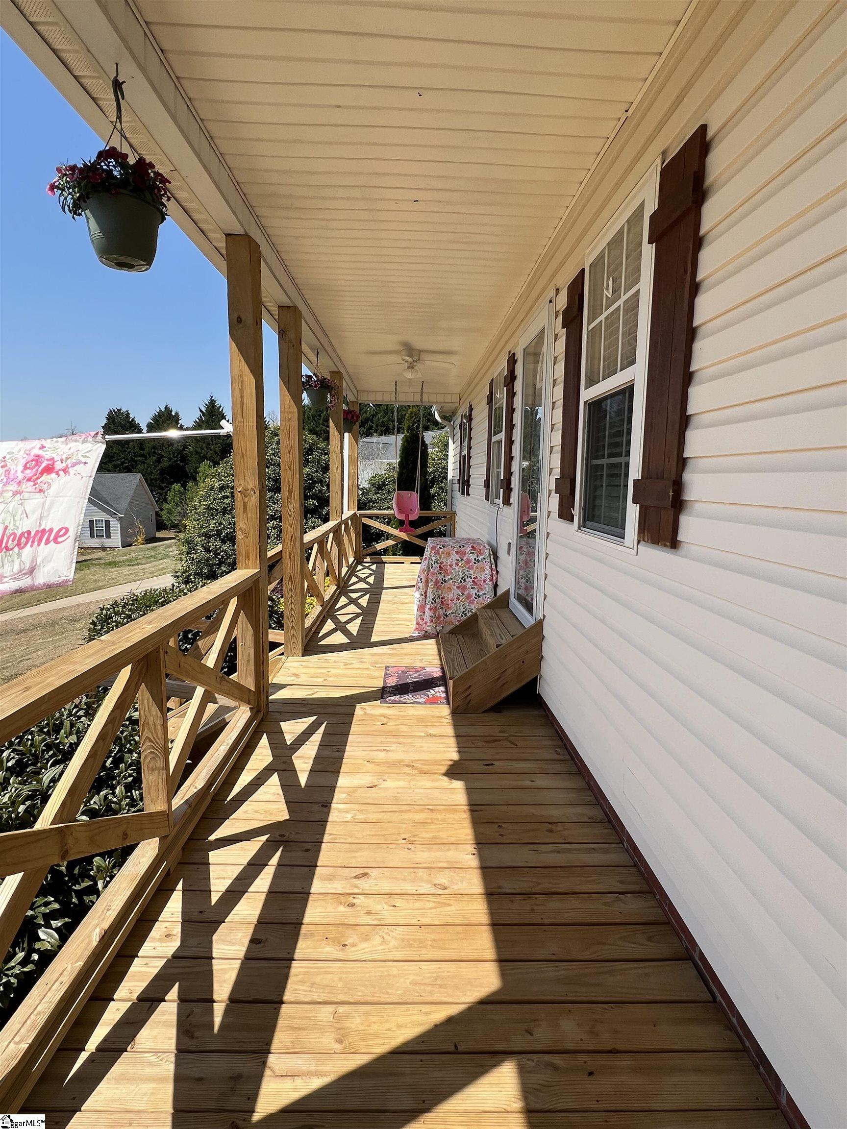 104 Sycamore Drive Pickens, SC 29671 - Photo 5 of 24