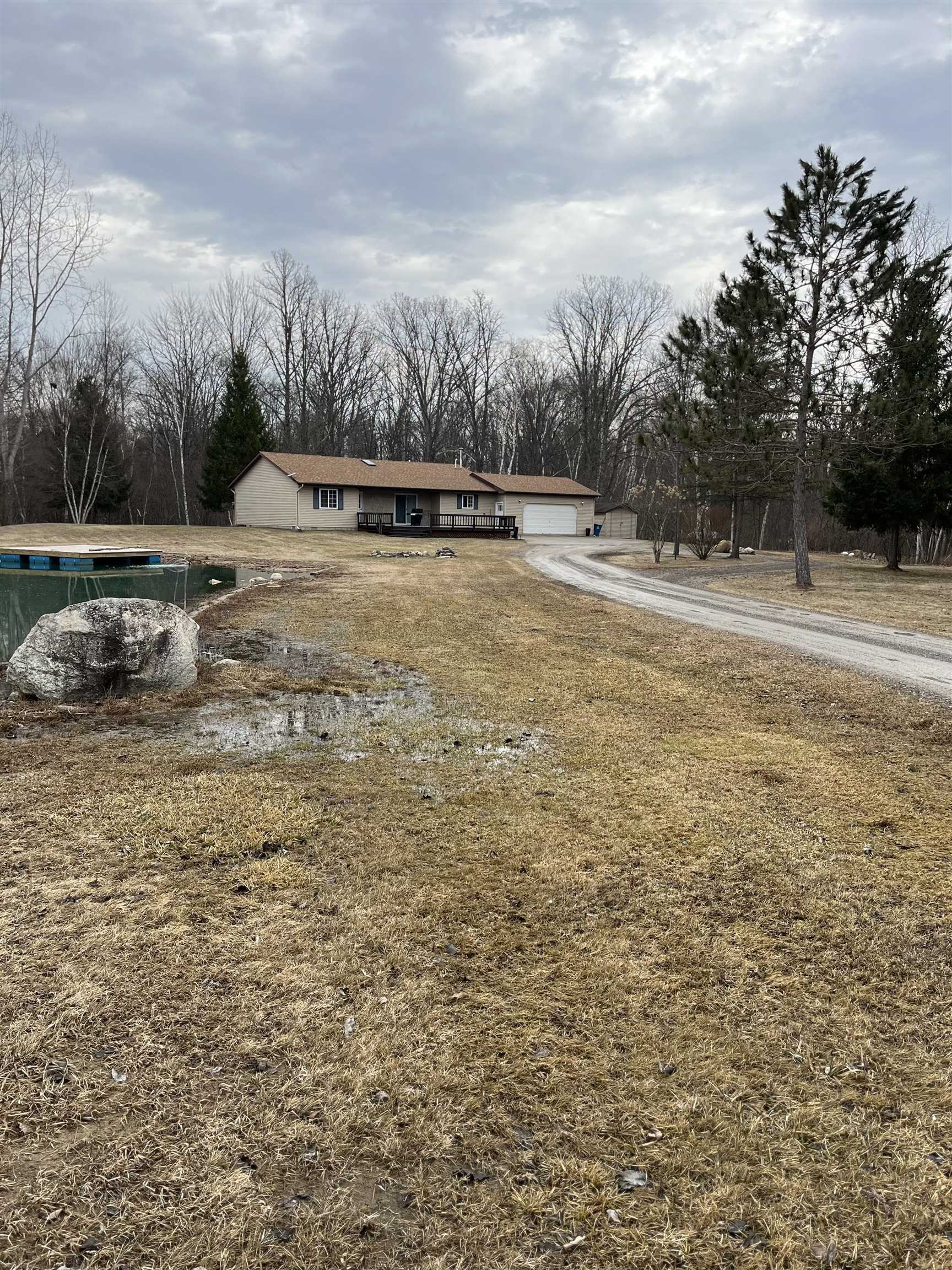 4175 Hicks Road Beaverton, MI 48612 - Photo 8 of 23