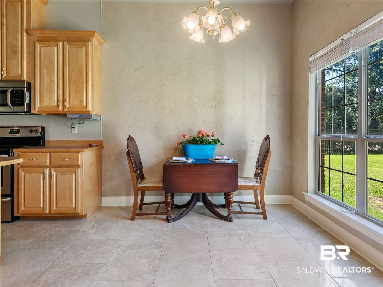 9886 Merritt Court Fairhope, AL 36532 - Photo 23 of 39 Breakfast Room