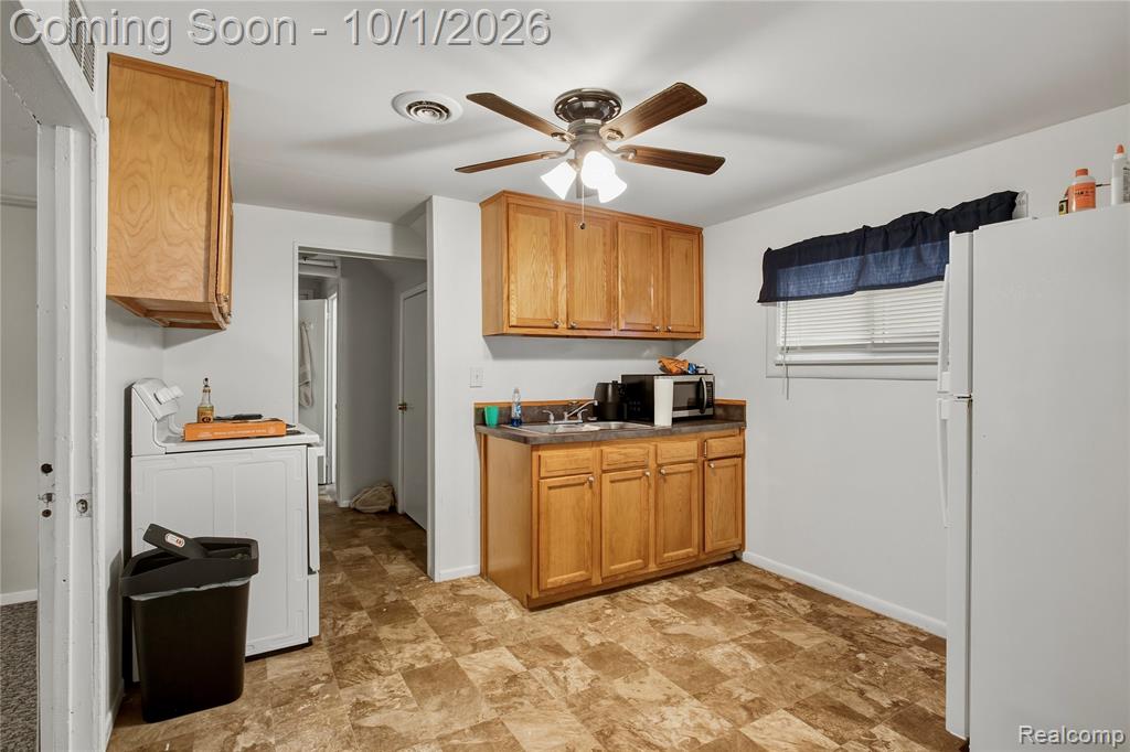 82 Forest Street River Rouge, MI 48218 - Photo 11 of 30 Gallery Image 11