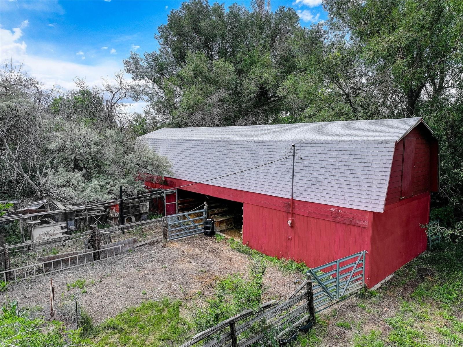 14650 Tejon Street Broomfield, CO 80023 - Photo 32 of 39 a view of a backyard