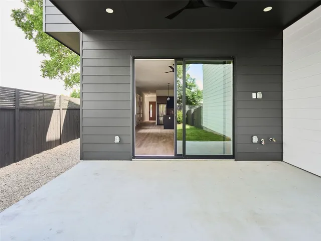 $2,700 | 412 Hackberry Lane, Unit 2, Austin, TX 78753