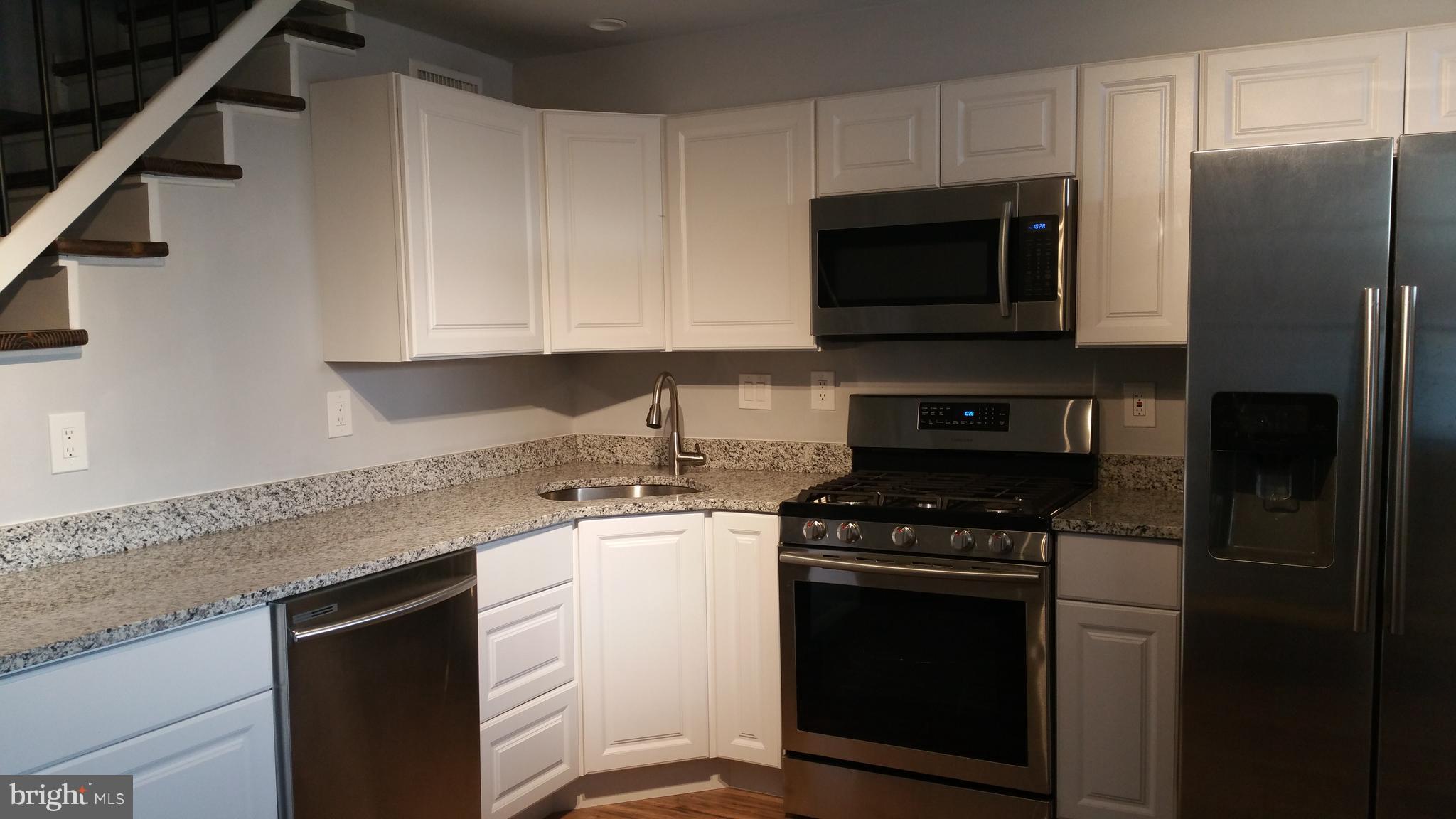 1829 Dunmere Road Baltimore, MD 21222 - Photo 10 of 26 Kitchen