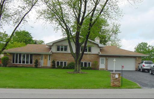 6N282 Harvey Road Medinah, IL 60157 - Photo 1 of 1