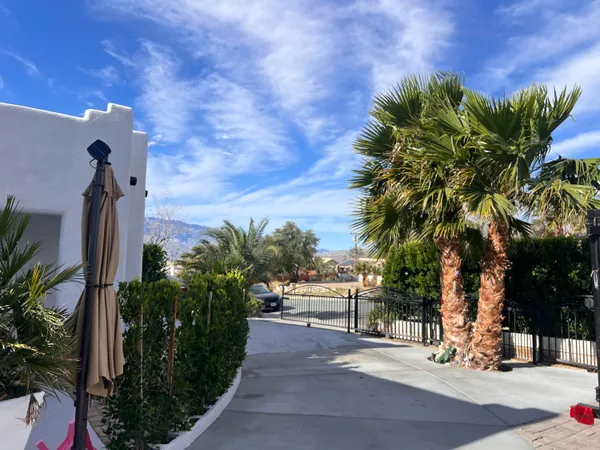 $3,100 | 9762 Palm Drive, Desert Hot Springs, CA 92240