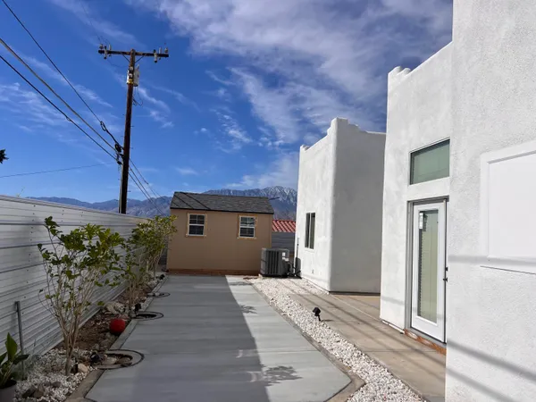 $3,100 | 9762 Palm Drive, Desert Hot Springs, CA 92240