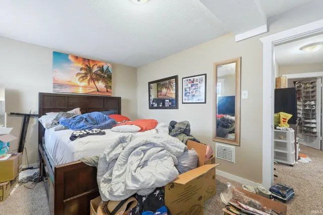 $159,900 | 1218 West Wildwood Avenue, Fort Wayne, IN 46807