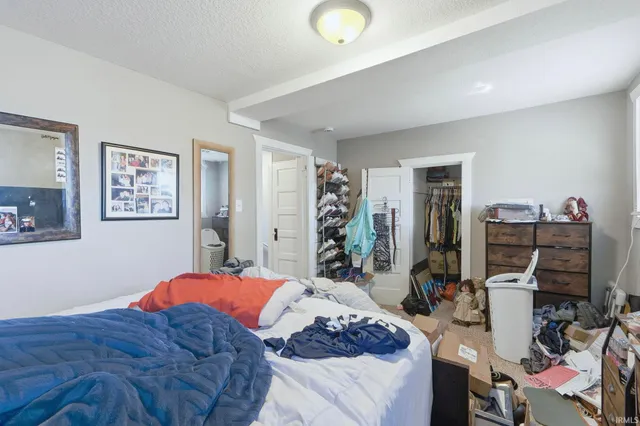 $159,900 | 1218 West Wildwood Avenue, Fort Wayne, IN 46807