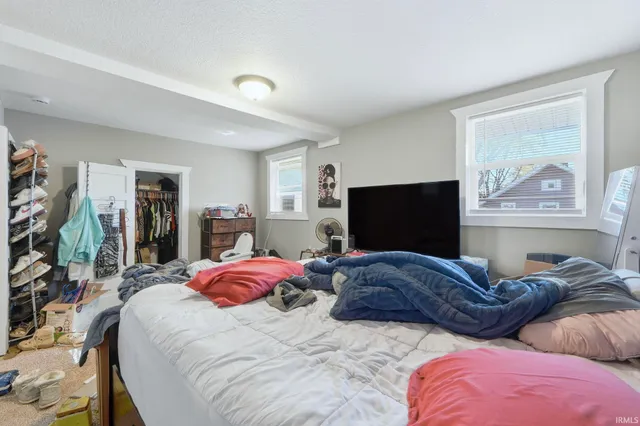 $159,900 | 1218 West Wildwood Avenue, Fort Wayne, IN 46807